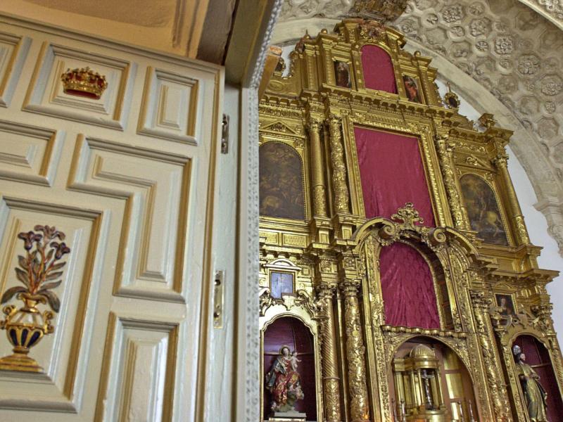 La Real Capilla de Nuestra Señora del Pópulo de Cádiz se levanta sobre